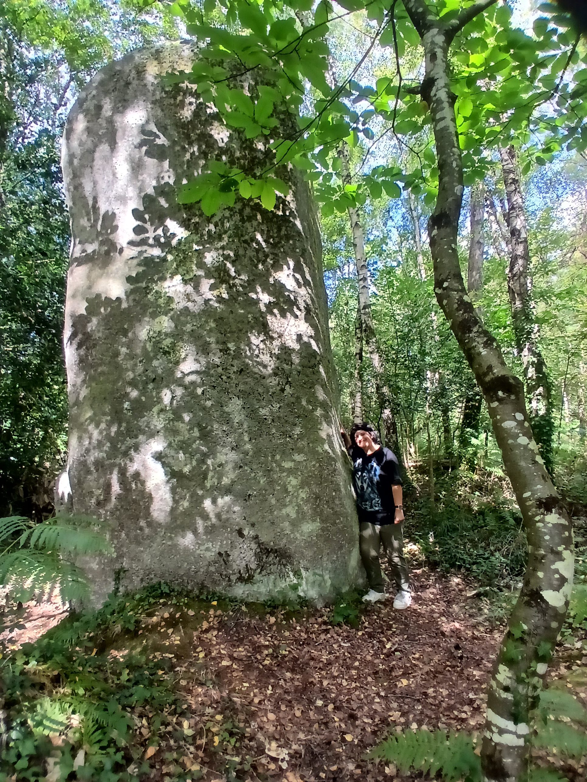 Le menhir de Lann-ar-Peulven